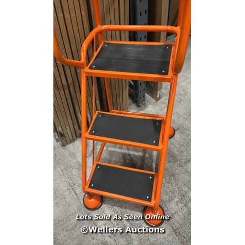 9057 - RRP: 370 - MOBILE WAREHOUSE STEP LADDERS WITH RIBBED RUBBER STEPS AND DOMED FEET / MINIMAL IF ANY SI... 