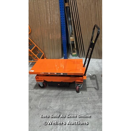 9060 - RRP: 1218 - ELECTRIC MOBILE SCISSOR LIFT TABLE - 300KG CAPACITY - 1600MM HEIGHT / WITHOUT CHARGING C... 