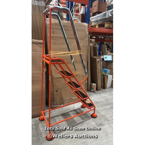 9077 - RRP: 435 - MOBILE WAREHOUSE STEP LADDERS WITH RIBBED RUBBER STEPS AND DOMED FEET / MINIMAL IF ANY SI... 