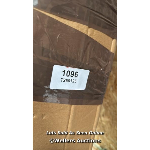 Lot 1096      