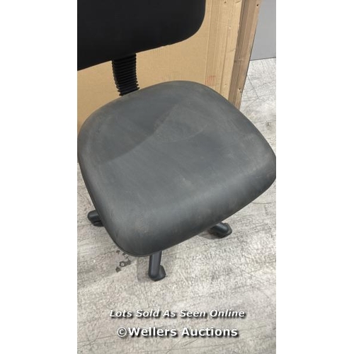 9032 - BLACK OFFICE CHAIR / MINIMAL SIGNS OF USE/ COLLECTION FROM DARTFORD