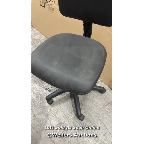 9032 - BLACK OFFICE CHAIR / MINIMAL SIGNS OF USE/ COLLECTION FROM DARTFORD