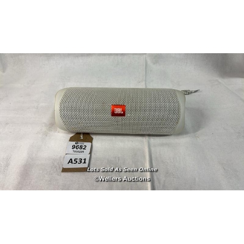 9682 - JBL BLUETHOOTH SPEAKER FLIP 5