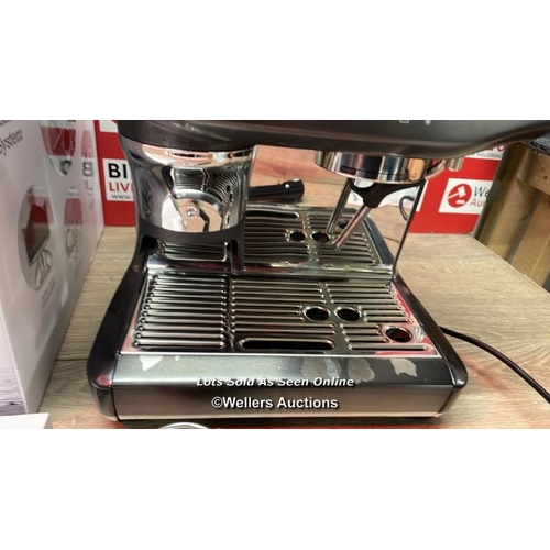 6051 - SAGE THE BARISTA EXPRESS IMPRESS BEAN TO CUP COFFEE MACHINE IN BLACK STAINLESS STEEL (SES876BST4GUK1... 