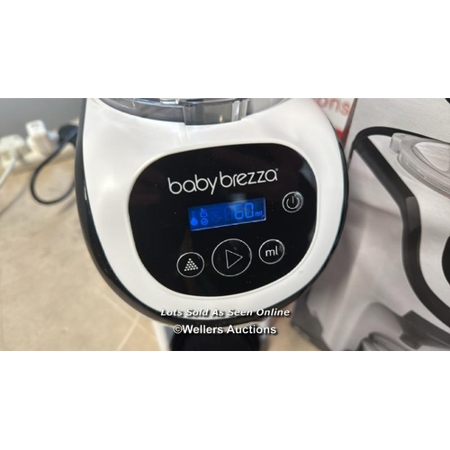 8116 - BABY BREZZA ORMULA PRO MINI / BLACK/WHITE  / G7