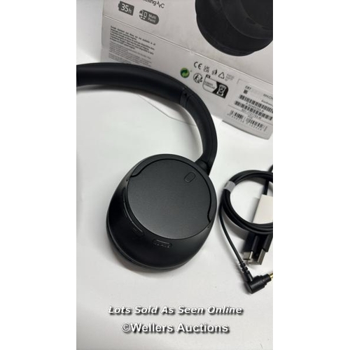 8929 - SONY WHCH720NB NOISE CANCELLING OVEREAR HEADPHONES / POWERS UP / MINIMAL SIGNS OF USE / CONNECTS TO ... 