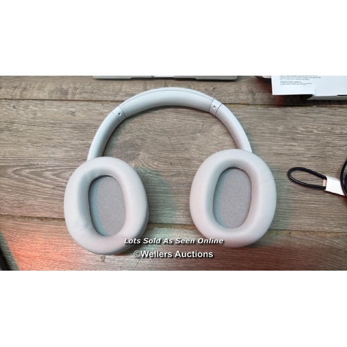 8988 - SONY WHCH720NB NOISE CANCELLING OVEREAR HEADPHONES / MINIMAL IF ANY SIGNS OF USE / POWERS UP / CONNE... 