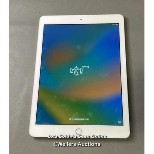 9675 - IPAD 5 / A1822 / SILVER / 128GB / IMEI-DMPVJ18MHLFF (I-CLOUD UNLOCKED)