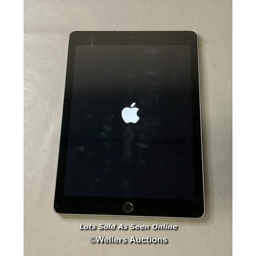 9677 - IPAD 6TH GEN / A1893 / SPACE GRAY / 32GB / IMEI-F9GX7E9JJF8J (I-CLOUD UNLOCKED)