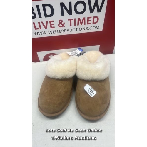 2101 - LADIES NEW KIRKLAND SIGNATURE SHEARLING SLIPPERS / UK 7  / A19