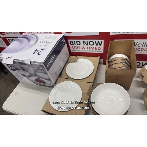 3018 - MIKASA SWIRL PORCELAIN DINNERWARE SET, 24 PIECE / SIGNS OF USE / A13