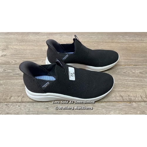 2297 - LADIES NEW SKECHERS UK6