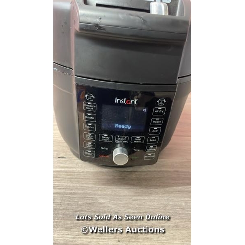 6002 - INSTANT POT GOURMET CRISP ULTIMATE 13-IN-1 PRESSURE COOKER & AIR FRYER / 6.2L / POWERS UP / MINIMAL ... 