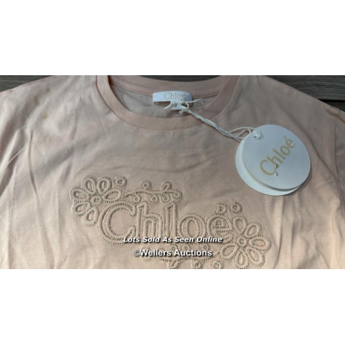 8006 - CHLOE LOGO EMBROIDERY CROP T-SHIRT / 8 YRS / NEW WITH TAGS / RRP: 105 / G83