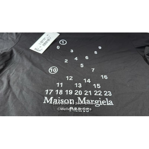 8019 - MAISON MARGIELA RECUT TSHIRT BUBBLE LOGO / NEW WITH TAGS / RRP: 420 / G83