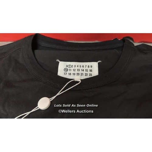 8019 - MAISON MARGIELA RECUT TSHIRT BUBBLE LOGO / NEW WITH TAGS / RRP: 420 / G83