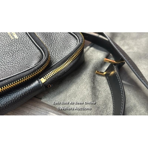 8068 - TOM FORD MESSENGER ZIP SMALL LEATHER / NEW WITH DUST BAG / DAMAGED STRAP / G84