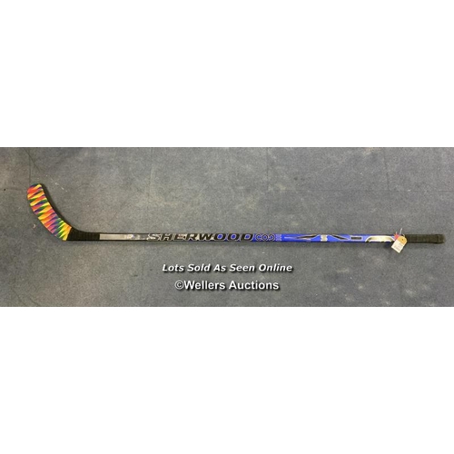 9501 - SHERWOOD CODE HOCKEY STICKS FEATHER LITE PP92 F75 SR / G100