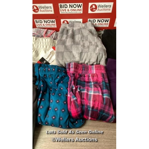 33 - X12 LADIES NEW MIXED CLOTHING INCL. BUFFALO, SPIDER AND JANE AND BLEEKER - MIXED SIZES - SEE IMAGES ... 