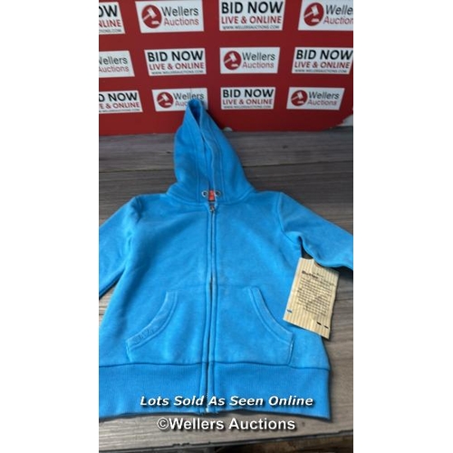 Lot 8043      