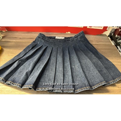 Lot 8051      