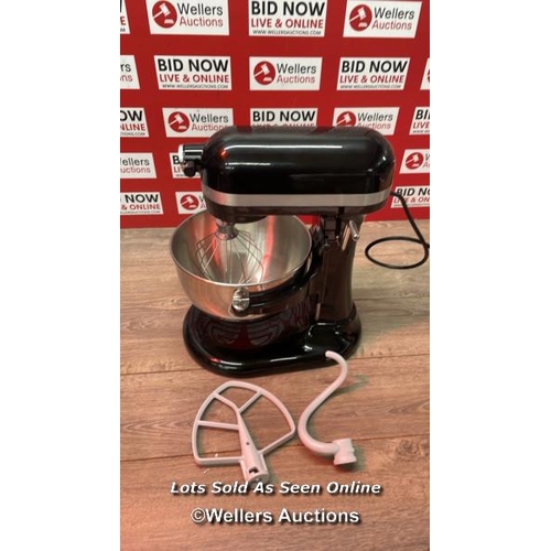 2017 - KITCHENAID HEAVY DUTY STAND MIXER 5.2L, ONYX BLACK, 5KSM55SXXBOB / APPEARS NEW OPEN BOX / B15