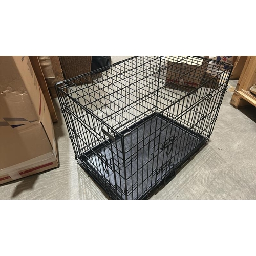 11 - Pet cage / 76cm l x 56cm h x 48cm w / Container number:BM000008