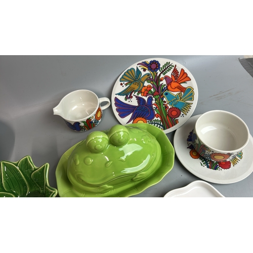 14 - Colorful kitchenware including Frog cheese dish, Appolia 