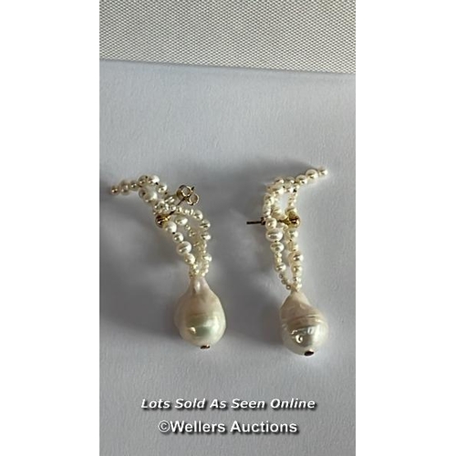 8009 - RRP: 265 - COMPLETEDWORKS GOLD VERMEIL AND PEARL GOTCHA EARRINGS / SEE IMAGES SOME SLIGHT DAMAGE / G... 