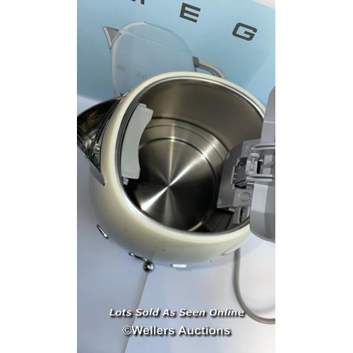 8036 - RRP: 179 - SMEG VARIABLE TEMP KETTLE / CREAM / APPEARS NEW / G50