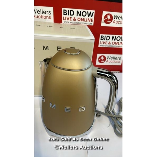 8050 - RRP: 189 - SMEG 50'S STYLE MATTE KETTLE / CHAMPAGNE / APPEARS NEW / G51