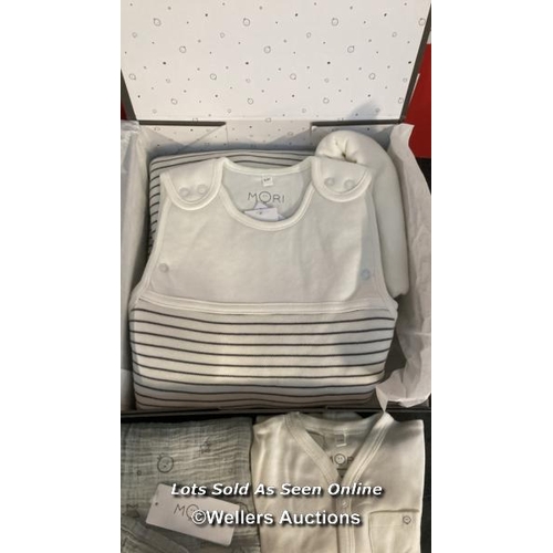 8133 - RRP: 200 - MORI MY FIRST GIFT SET 3-6 MTH GREY STRIPE / APPEARS NEW WITH TAGS / G26