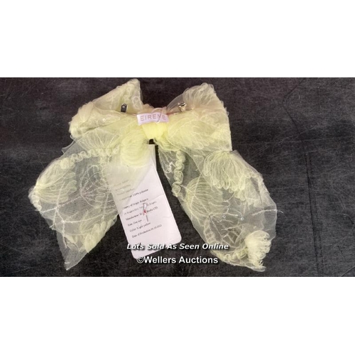 8165 - RRP: �59.95 EIRENE LACE HAIR BOW / ONE SIZE / LIGHT YELLOW / APPEARS NEW / G53