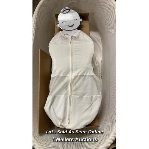 8188 - RRP: �1395 - HAPPIEST BABY SNOO BABY BASSINET / ONE SIZE / WHITE / APPEARS NEW DAMAGED BOX / P4