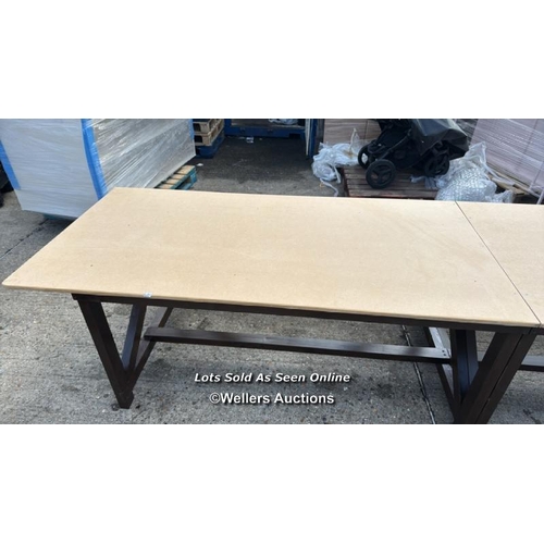 8231 - DIRECTOR MEETING ROOM TABLE / COMES IN TWO PARTS