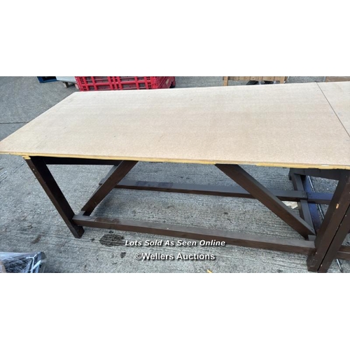 8231 - DIRECTOR MEETING ROOM TABLE / COMES IN TWO PARTS