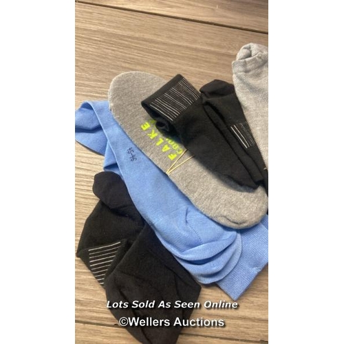 7003 - X7 NEW FLAKE SOCKS - NEW WITH TAGS BUT DIRTY - SIZES 35-38 - SEE IMAGES / G11