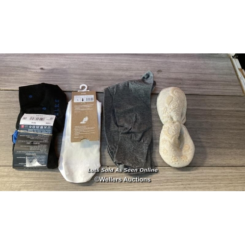 7007 - X4 NEW SOCKS INCL. FLAKE DOT AND DORE DORE - MIXED SIZES - SEE IMAGES / G11