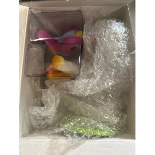 23 - Assorted kitchenware, mainly Alessi including Paradise Birds salt and pepper set (Boxed ), Alessi ga... 