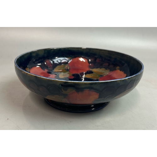 75 - A vintage Moorcroft pomegranate pattern fruit bowl, 7cm high, 20cm diameter / T34