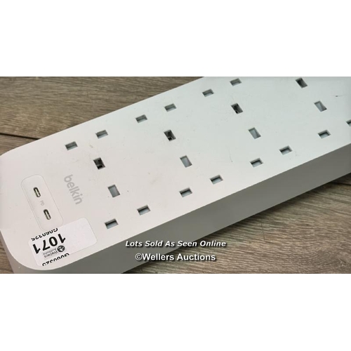 1071 - BELKIN 8-WAY SURGE  PROTECTOR  / POWERS UP / SIGNS OF USE / SEE IMAGES / A27