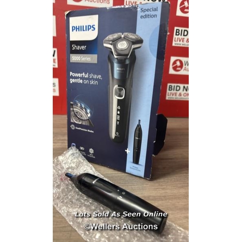 1074 - PHILIPS SERIES 5000 WET & DRY ELECTRIC SHAVER WITH POP-UP TRIMMER, NOSE TRIMMER AND TRAVEL CASE / NO... 