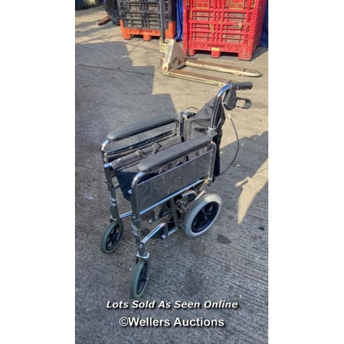 1855 - WHEELCHAIR ARDEA  / YARD