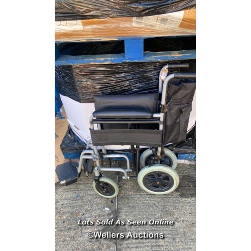 1856 - WHEELCHAIR  / YARD