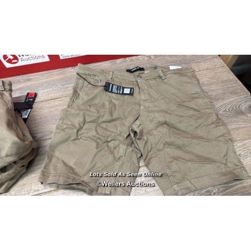 26 - X5 GENTS NEW REPLAY SHORTS - MIXED SIZES - BEIGE - SEE IMAGES / C19 [279066]