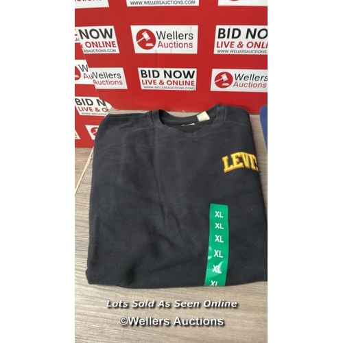 393 - 9X GENTS NEW LEVIS CLASSIC SWEATSHIRTS / MIXED SIZES, MOSTLY XXL / MAY SHOW SIGNS OF DAMP IN SOME CA... 