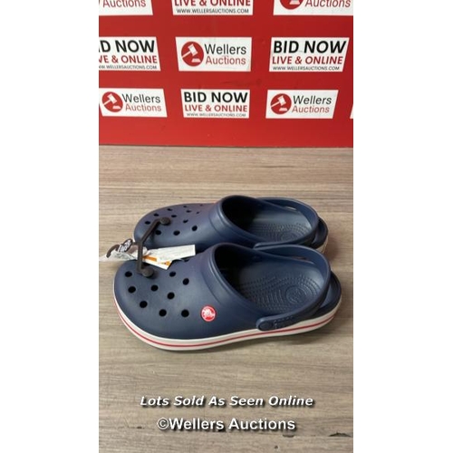 408 - NEW ADULT CROCS / M8 / W10 / C36