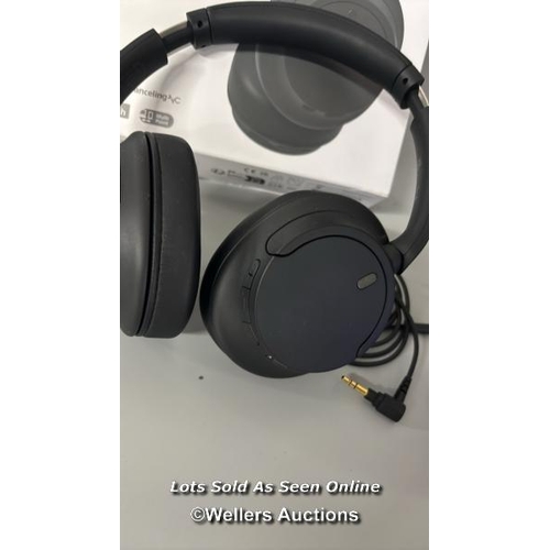 8407 - SONY WHCH720NB NOISE CANCELLING OVEREAR HEADPHONES / POWERS UP, MINIMAL SIGNS OF USE, CONNECTS TO BT... 