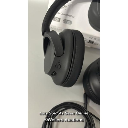 8408 - SONY WHCH720NB NOISE CANCELLING OVEREAR HEADPHONES / POWERS UP, MINIMAL SIGNS OF USE, CONNECTS TO BT... 