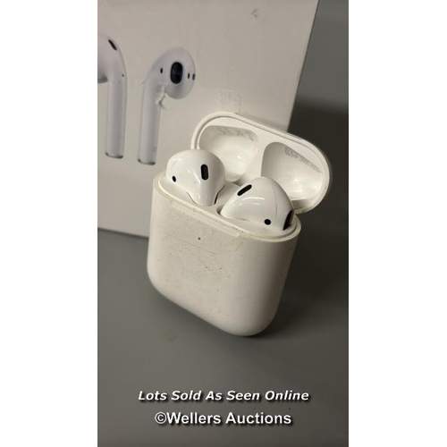 8415 - APPLE AIRPODS / 2ND GEN / WITH CHARGING CASE / MV7N2ZMA / POWERS UP, MINIMAL SIGNS OF USE, CONNECTS ... 